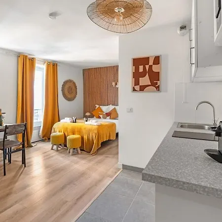 Charming Fully Equipped Near Paris