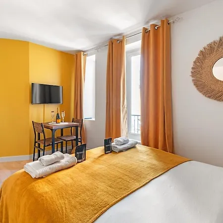 Charming Fully Equipped Near Paris Appartement *
